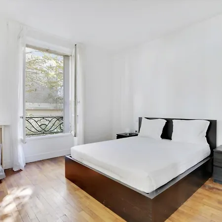 Superbe Tour Eiffel Suffren 巴黎